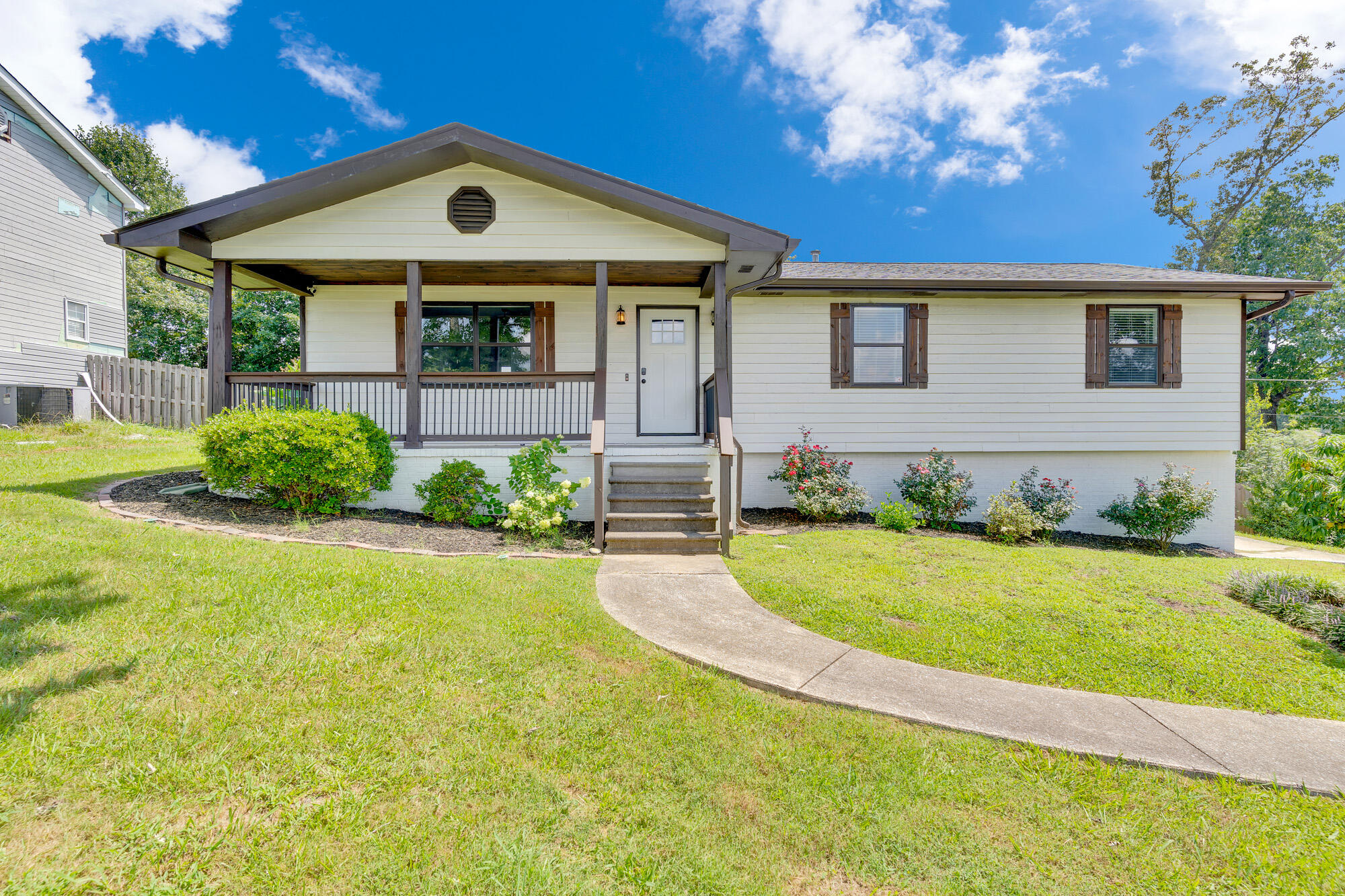 2730-Windthrush-Dr-MLS-Photos-1