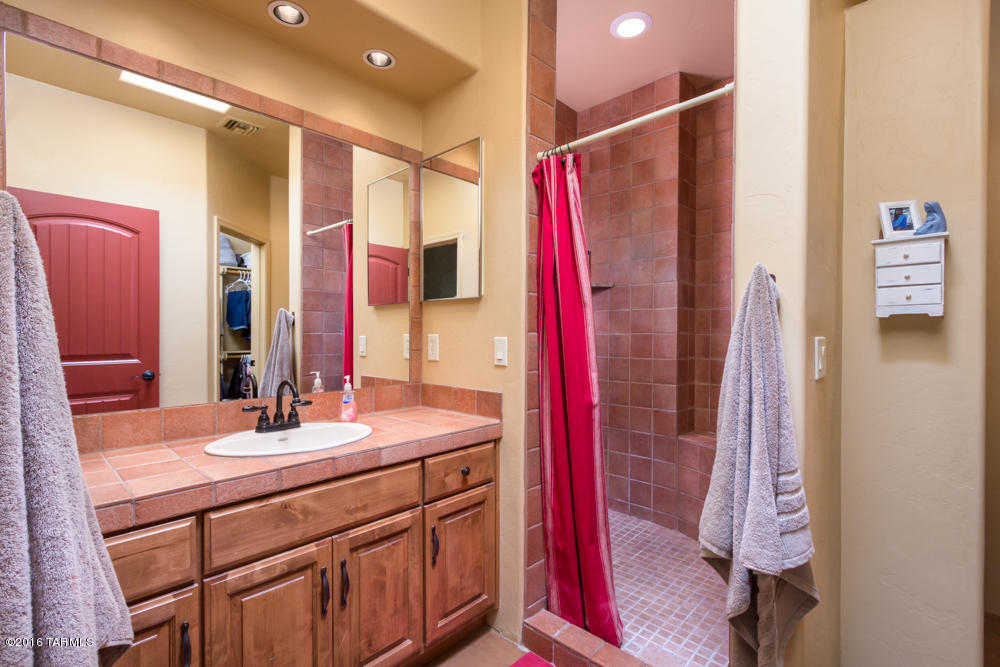 1741 North Lone Ridge Place Tucson, AZ 85745 - Photo 14 of 25