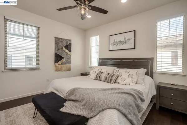 $1,000,000 | 3077 Valley Of Hearts Del Place, Unit 6, San Jose, CA 95136