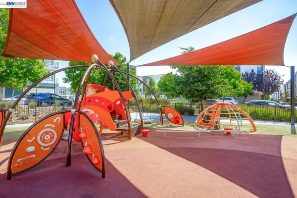 $1,000,000 | 3077 Valley Of Hearts Del Place, Unit 6, San Jose, CA 95136