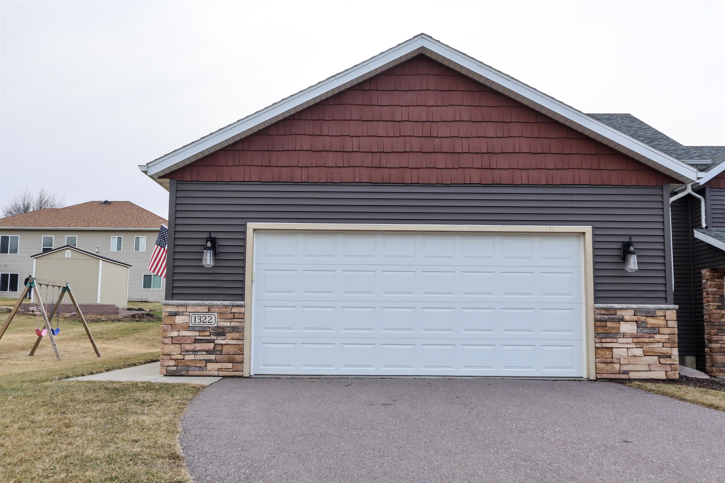 1322 Lake Street Baraboo, WI 53913 - Photo 18 of 22