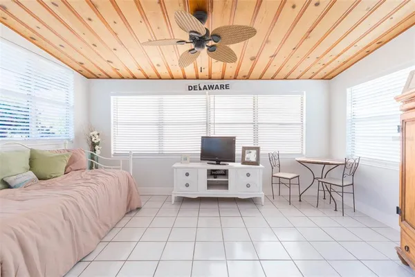 a view of a workspace with furniture