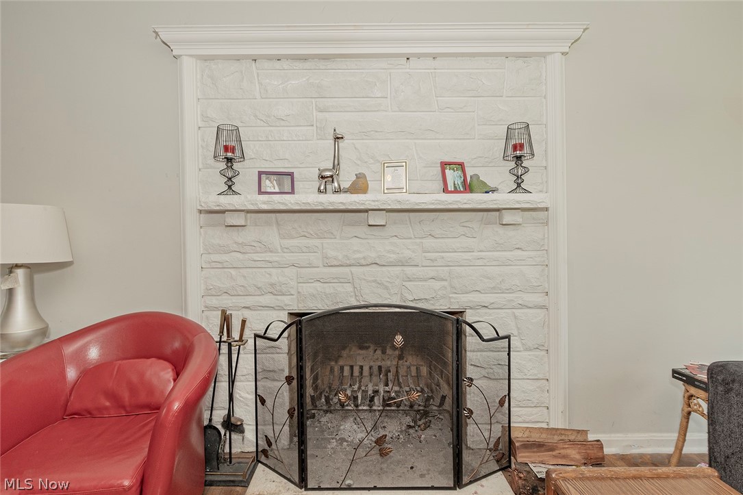 1071 Brandon Road Cleveland, OH 44112 - Photo 7 of 33
