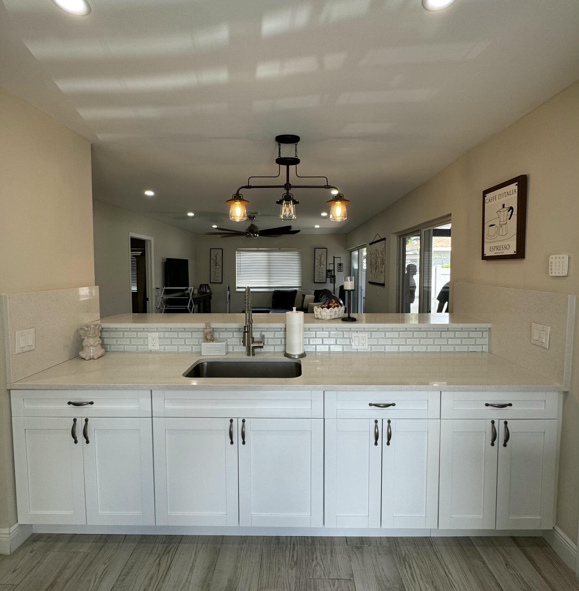 14830 Wildflower Lane Delray Beach, FL 33446 - Photo 2 of 12 Counter