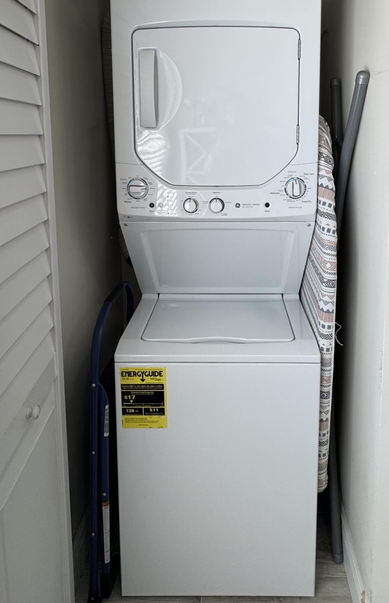 14830 Wildflower Lane Delray Beach, FL 33446 - Photo 6 of 12 Washer + Dryer