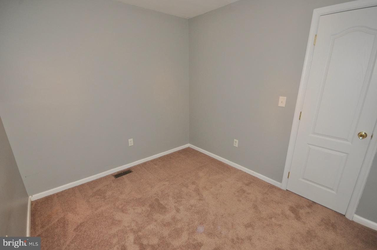 349 Huntington Drive Delran, NJ 08075 - Photo 32 of 68 a view of an empty room