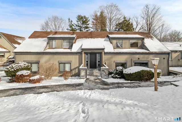 $2,500 | 304 Heritage Village, Unit B, Southbury, CT 06488