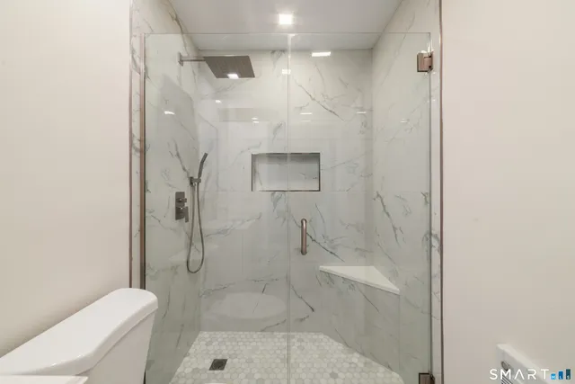 $2,500 | 304 Heritage Village, Unit B, Southbury, CT 06488