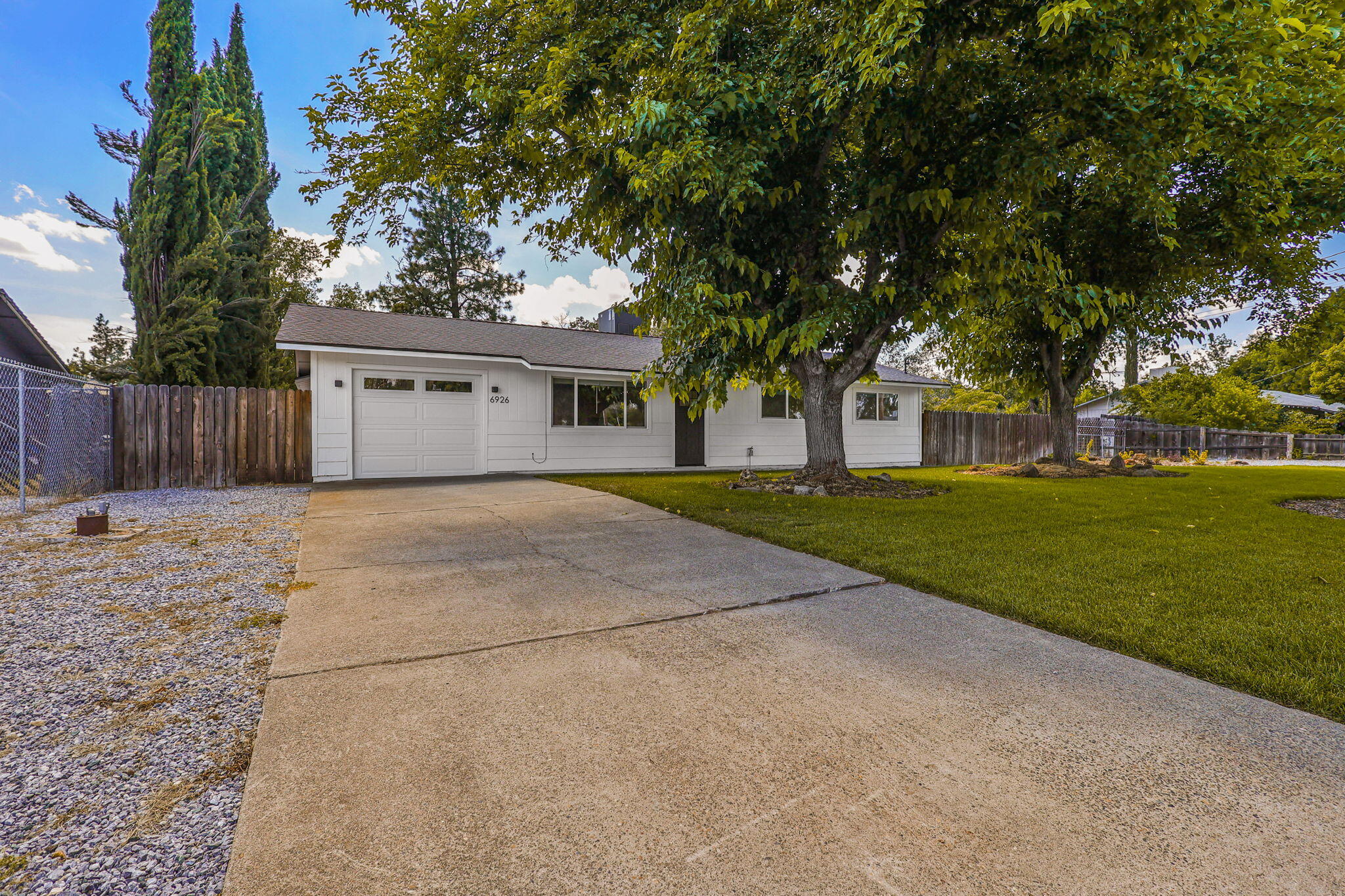6926 Weeks Road Redding, CA 96002 - Photo 1 of 39 Front of House