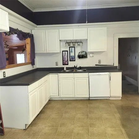 $79,500 | 405 West 2nd Street, Norborne, MO 64668