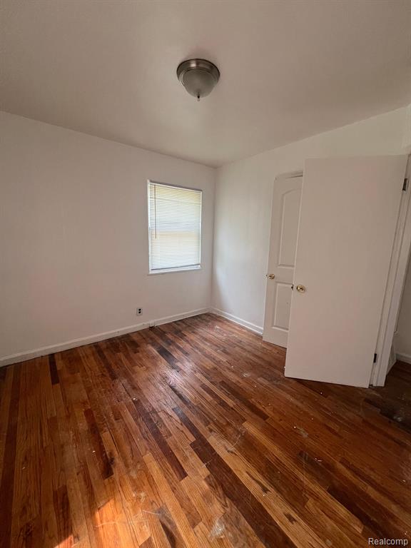 19467 Rutherford Street Detroit, MI 48235 - Photo 9 of 13