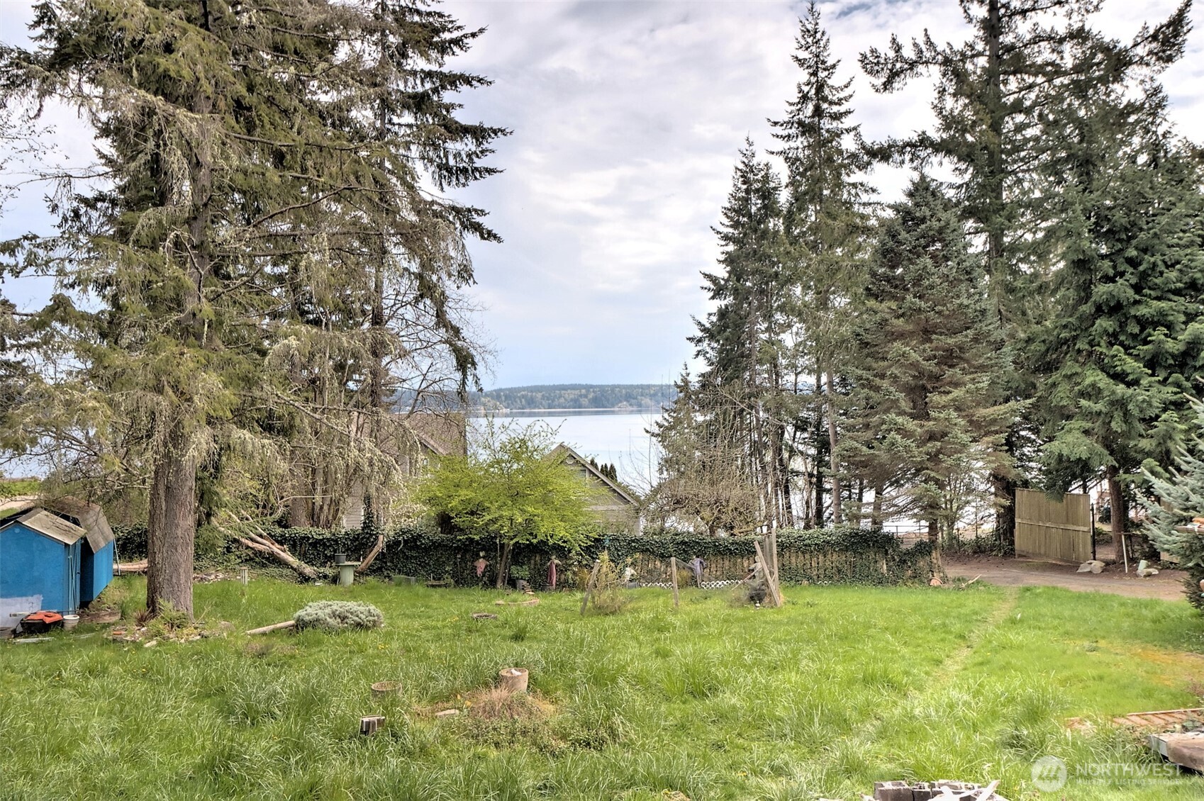 721 East Stretch Island Road South Grapeview, WA 98546 - Photo 26 of 36