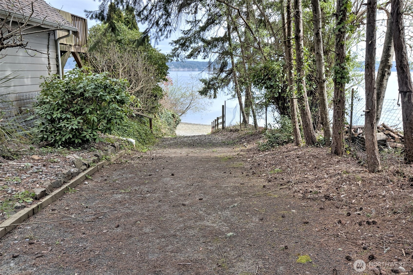 721 East Stretch Island Road South Grapeview, WA 98546 - Photo 31 of 36