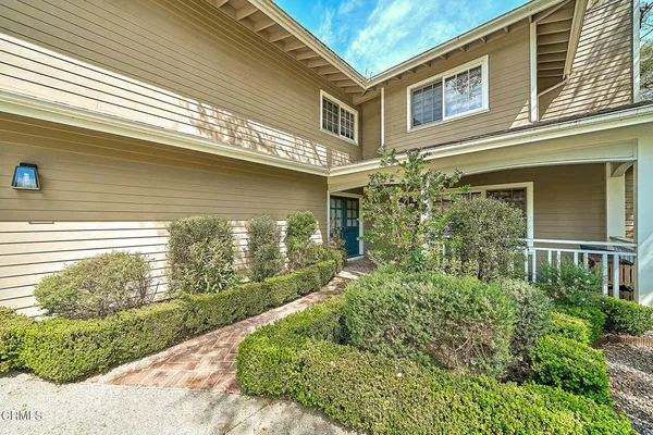 $18,000 | 4330 Bel Air Drive, La Canada Flintridge, CA 91011