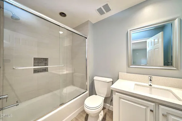 $18,000 | 4330 Bel Air Drive, La Canada Flintridge, CA 91011