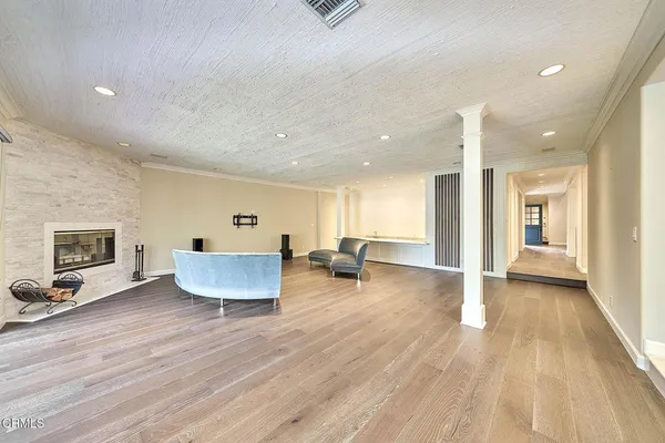 $18,000 | 4330 Bel Air Drive, La Canada Flintridge, CA 91011