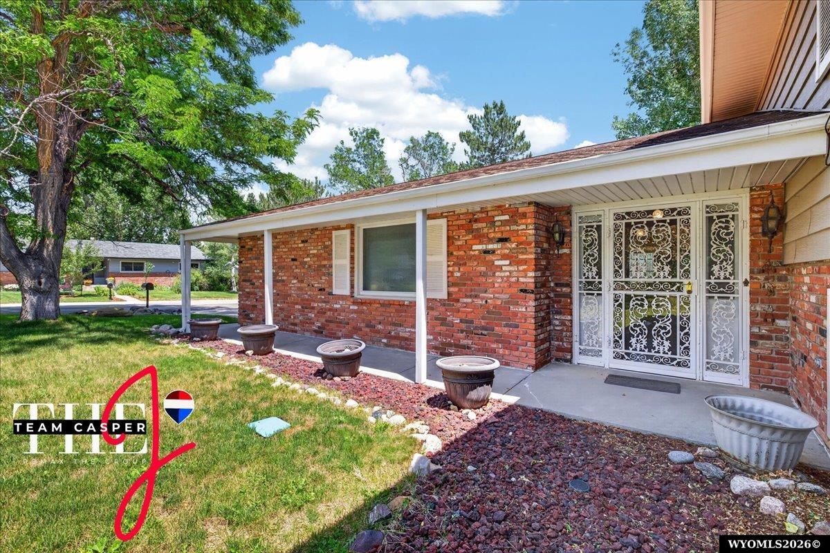 2103 West 42nd Street Casper, WY 82604 - Photo 6 of 50