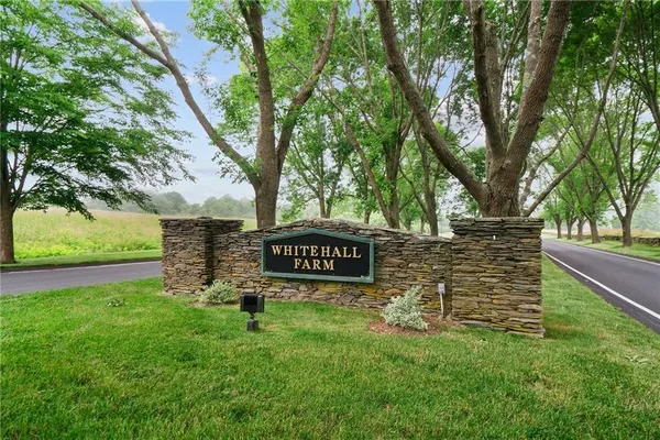$3,600 | 510 Corey Lane, Middletown, RI 02842