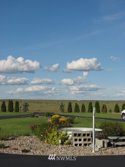 7738 Bouldercrest Road Northeast Moses Lake, WA 98837 - Photo 2 of 20 Gallery Image 2