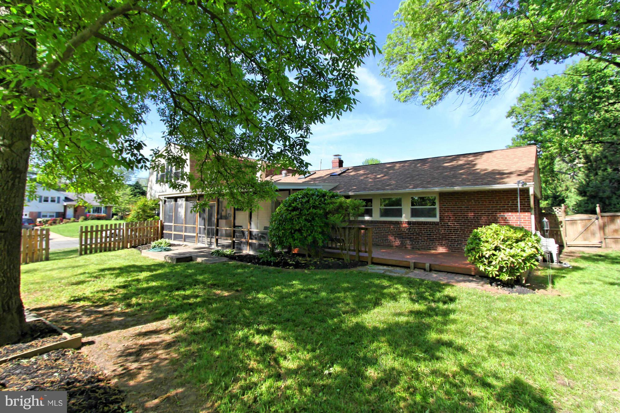 5210 Garner Street Springfield, VA 22151 - Photo 28 of 30 Exterior (Rear)