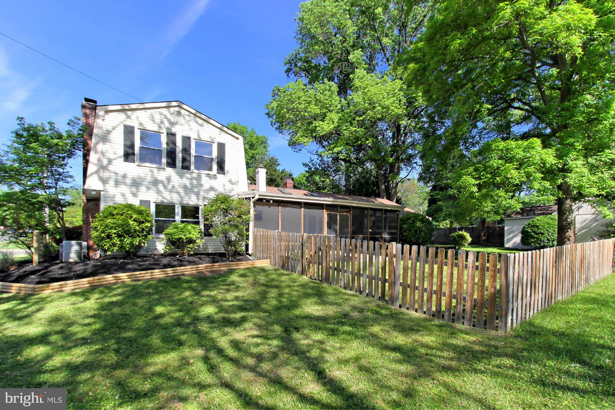 5210 Garner Street Springfield, VA 22151 - Photo 29 of 30 Exterior (Rear)