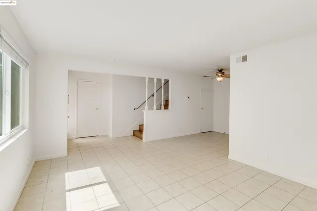 $315,000 | 1064 Mohr Lane, Unit C, Concord, CA 94518