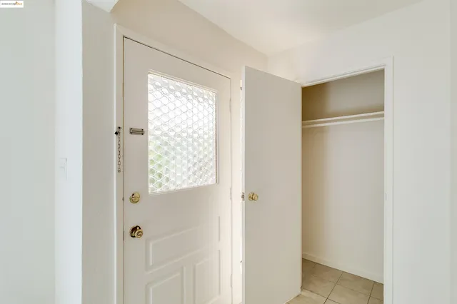 $315,000 | 1064 Mohr Lane, Unit C, Concord, CA 94518