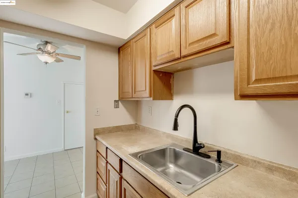 $315,000 | 1064 Mohr Lane, Unit C, Concord, CA 94518