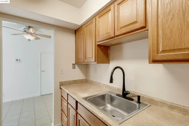 $315,000 | 1064 Mohr Lane, Unit C, Concord, CA 94518