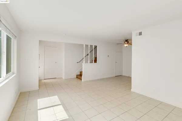 $315,000 | 1064 Mohr Lane, Unit C, Concord, CA 94518