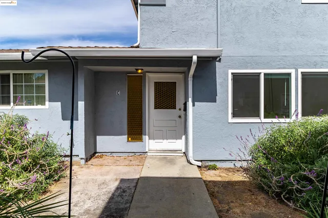 $315,000 | 1064 Mohr Lane, Unit C, Concord, CA 94518