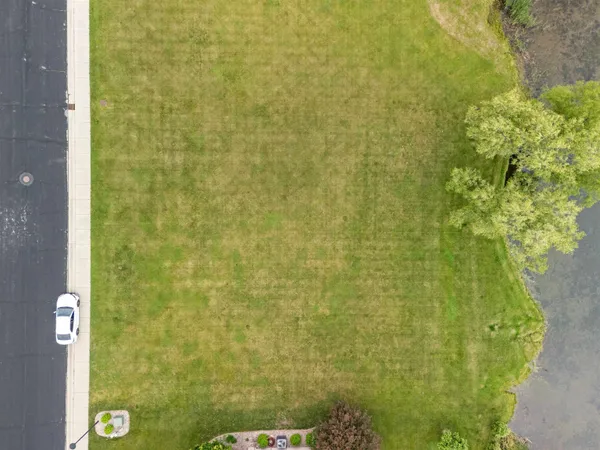 $59,900 | 556 Royal Saint Pats Drive, Wrightstown, WI 54180