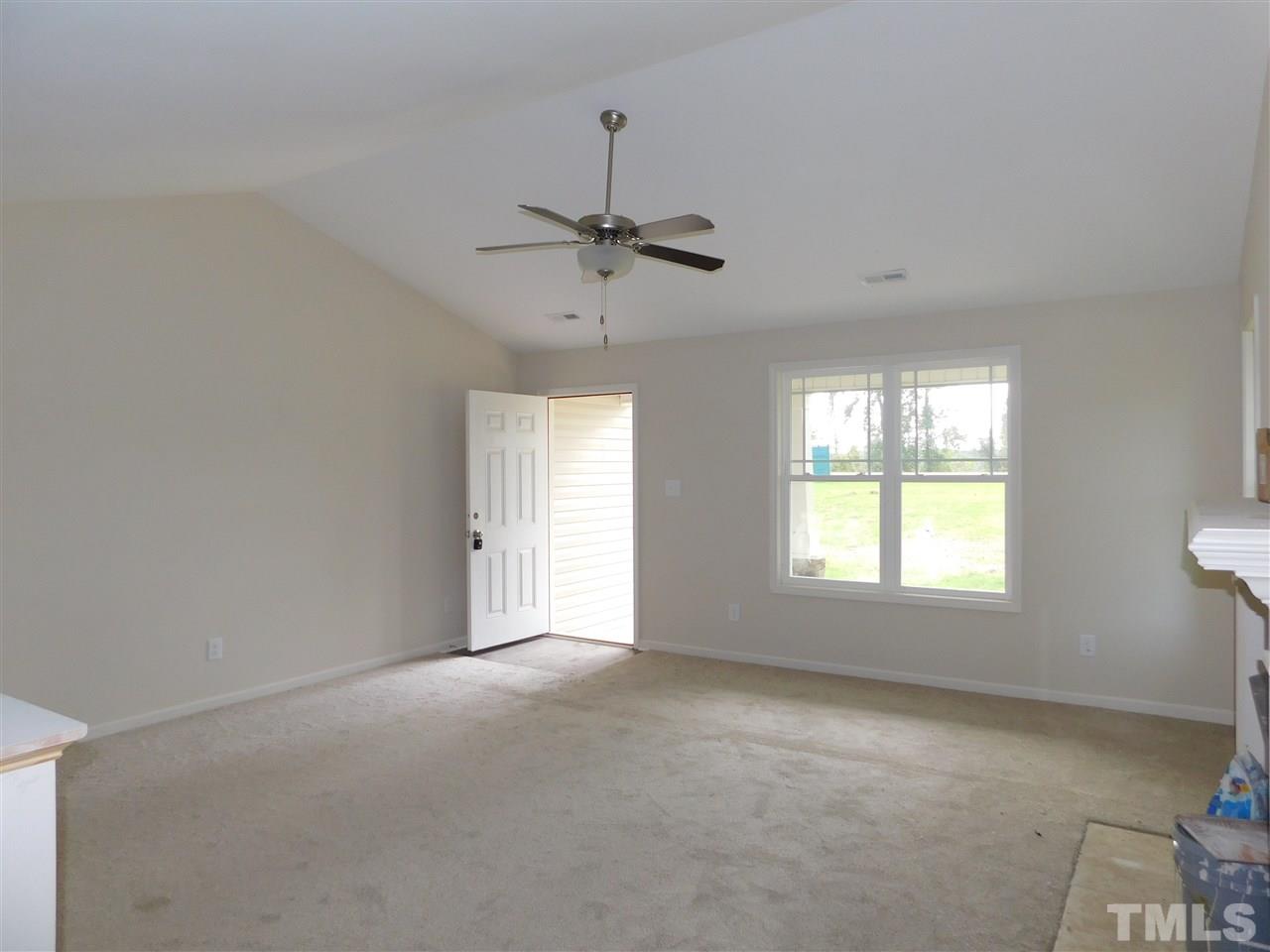 272 Lee Road Clayton, NC 27520 - Photo 4 of 19 Gallery Image 4