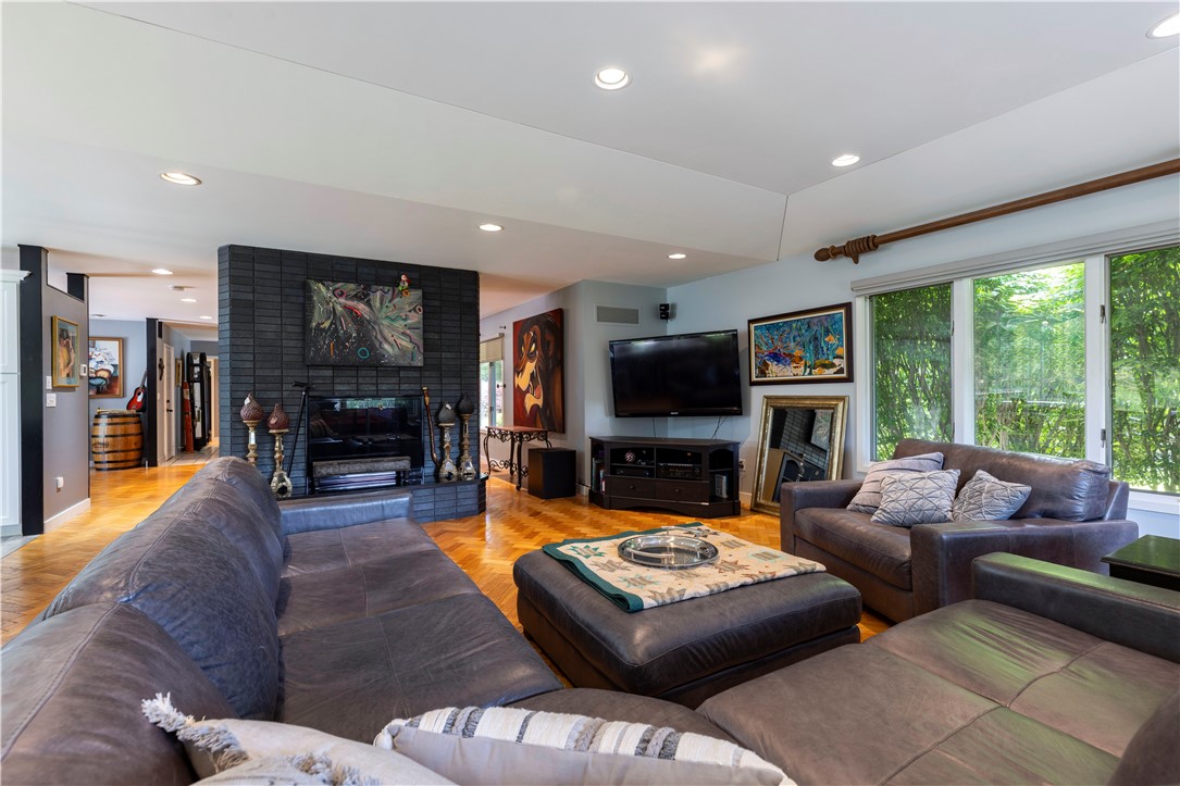 140 White Birch Circle Scituate, RI 02831 - Photo 16 of 50