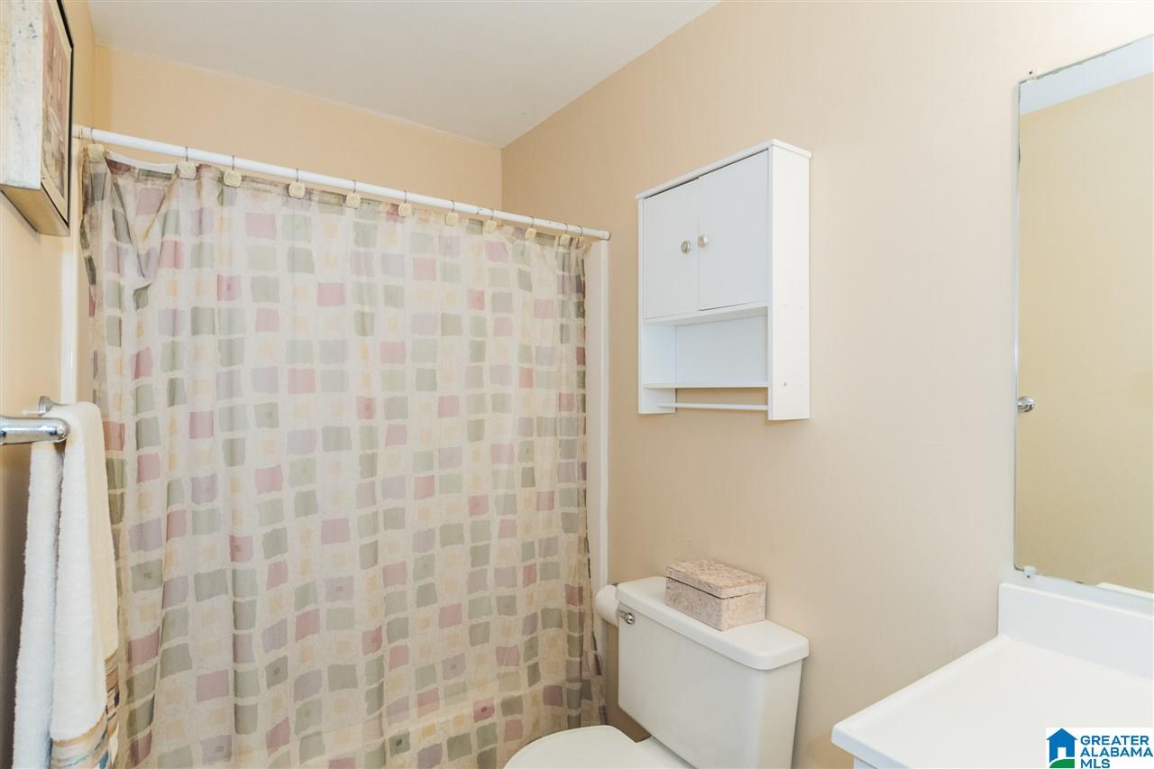81 Ivanhoe Lane Calera, AL 35040 - Photo 12 of 29
