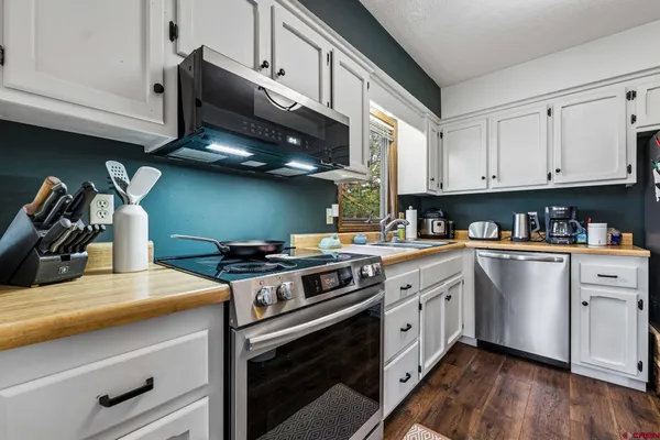 $449,000 | 212 Pine Ridge Loop, Unit A6, Durango, CO 81301