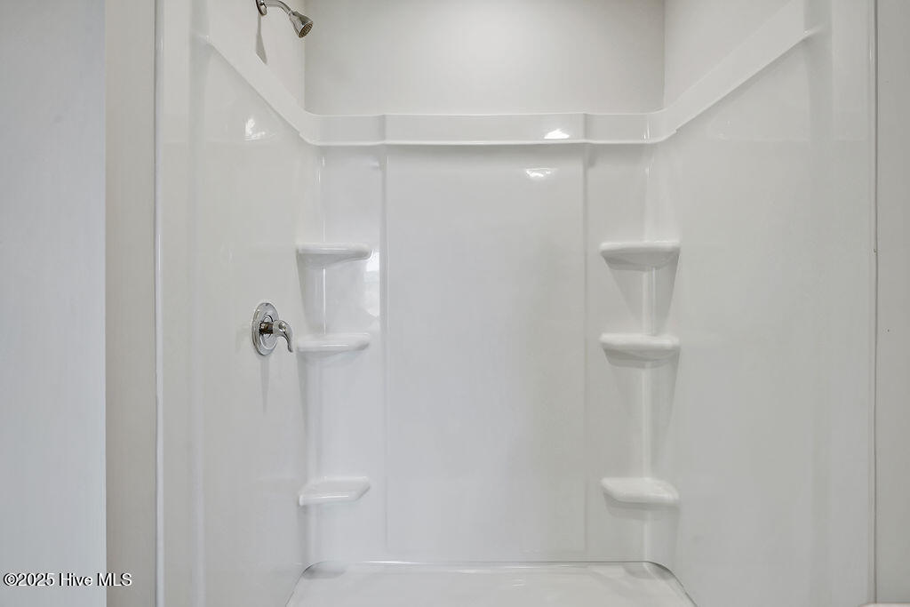 5337 Areca Road, Unit LOT 422 Castle Hayne, NC 28429 - Photo 26 of 44 The photos you see here are for illustration purposes only, interior and exterior features, options, colors and selections will vary from the homes as built.