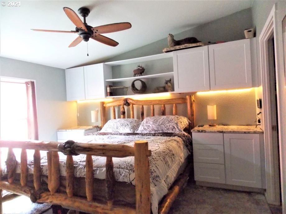 207 Maple Street Myrtle Point, OR 97458 - Photo 10 of 14 Gallery Image 10