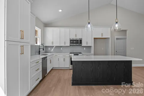 $499,000 | 2287 Lee Lawing Road, Lincolnton, NC 28092