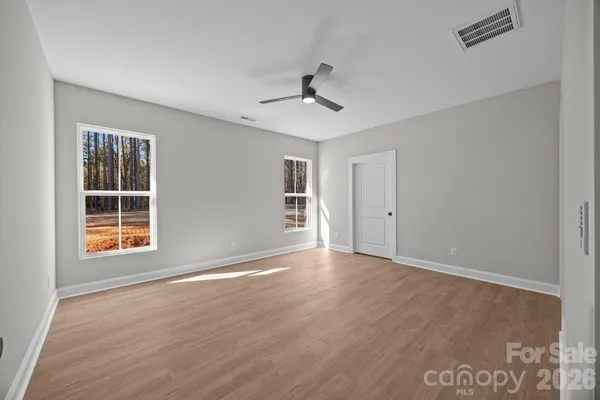 $469,000 | 2287 Lee Lawing Road, Lincolnton, NC 28092