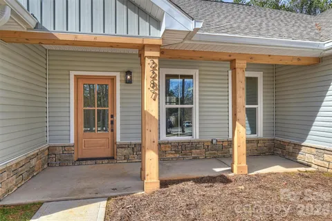 $499,000 | 2287 Lee Lawing Road, Lincolnton, NC 28092
