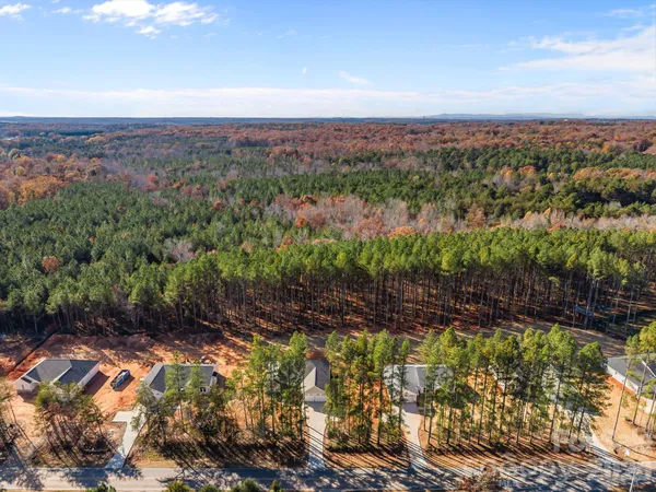 $469,000 | 2287 Lee Lawing Road, Lincolnton, NC 28092