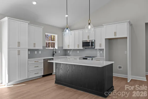 $469,000 | 2287 Lee Lawing Road, Lincolnton, NC 28092