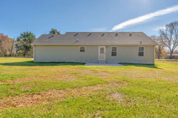 $340,000 | 1517 Paynes Church Road, Winchester, TN 37398