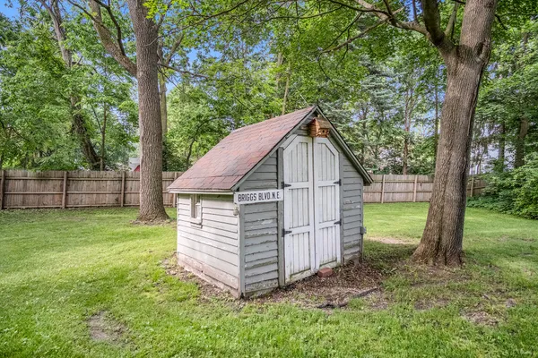 $449,900 | 3544 Briggs Boulevard Northeast, Grand Rapids, MI 49525
