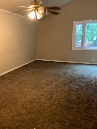 $299,999 | 600 Dewey Street, Harvard, IL 60033