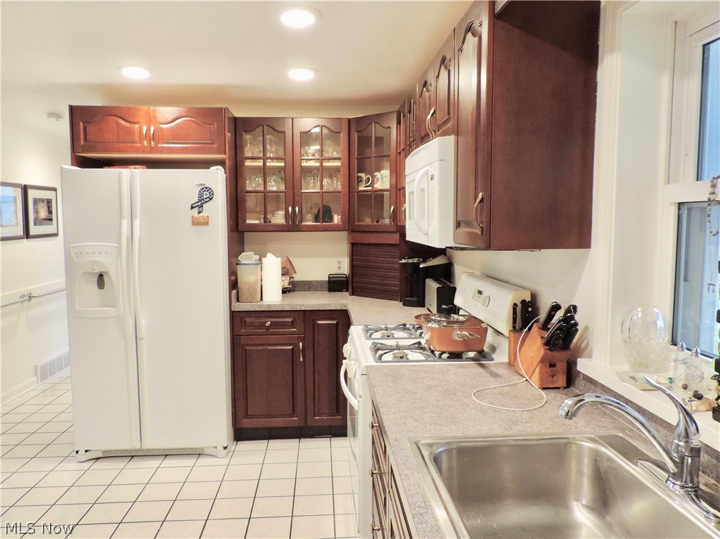 3991 Ellendale Road Moreland Hills, OH 44022 - Photo 11 of 15