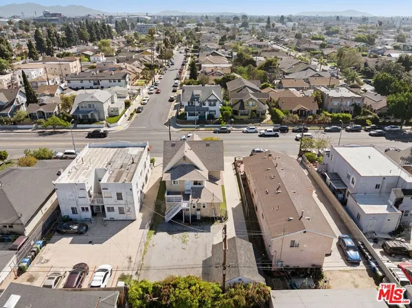 $1,249,000 | 4051 Normandie Avenue, Los Angeles, CA 90037