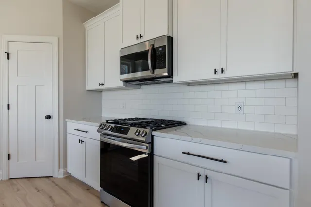 $3,850 | 4817 127th Circle Northeast, Blaine, MN 55449