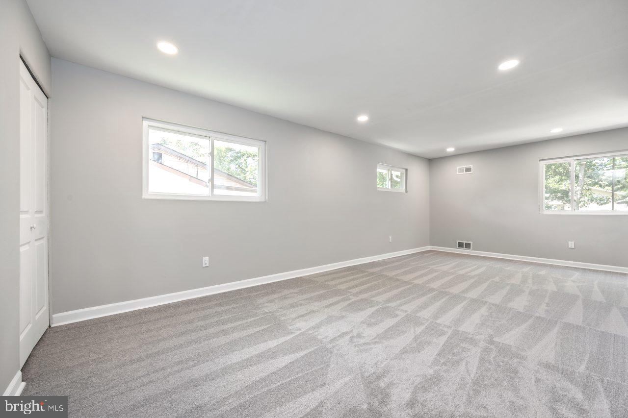 6806 Nashville Road Hyattsville, MD 20784 - Photo 14 of 30 Owner's Bedroom